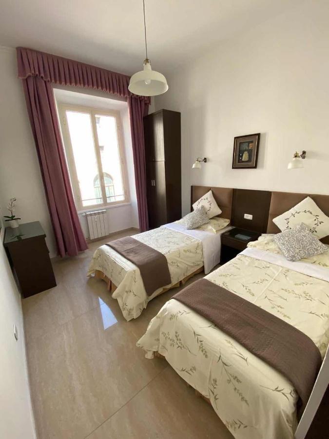 Euro Star Guest House Roma Esterno foto